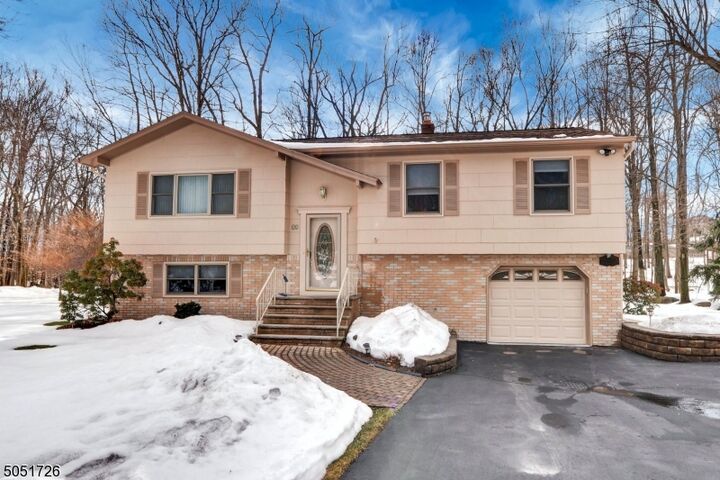 12 Ash Ct  Ringwood Boro NJ 07456 photo