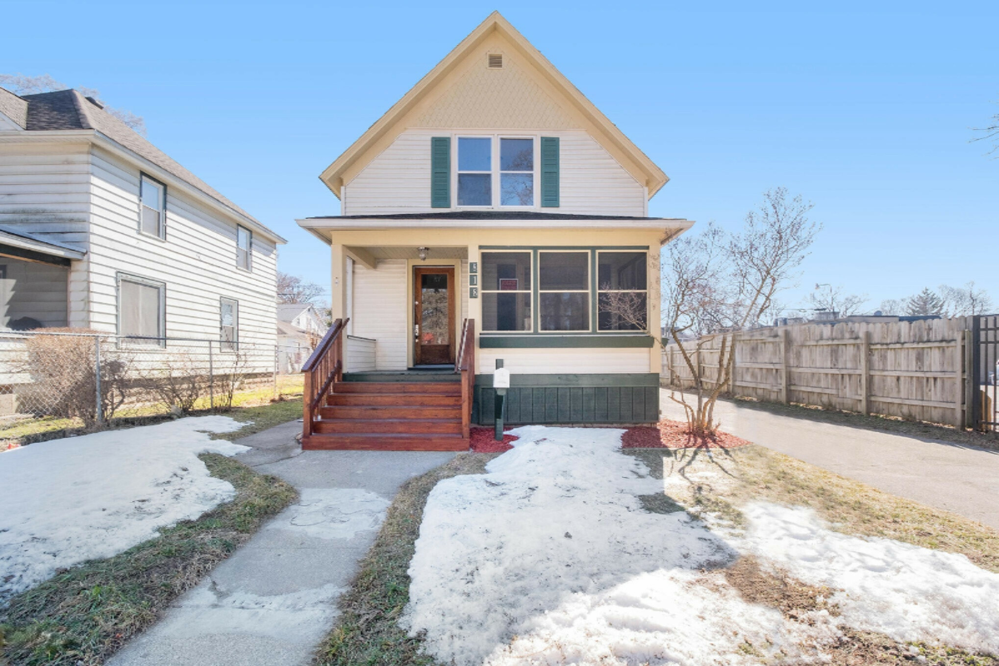 Property Photo:  818 Clinton Avenue  MI 49001 