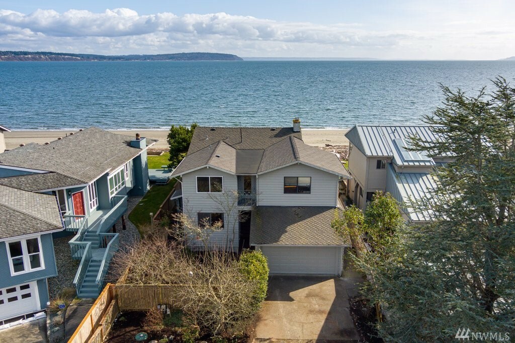 Property Photo:  1934 Shore Ave  WA 98249 