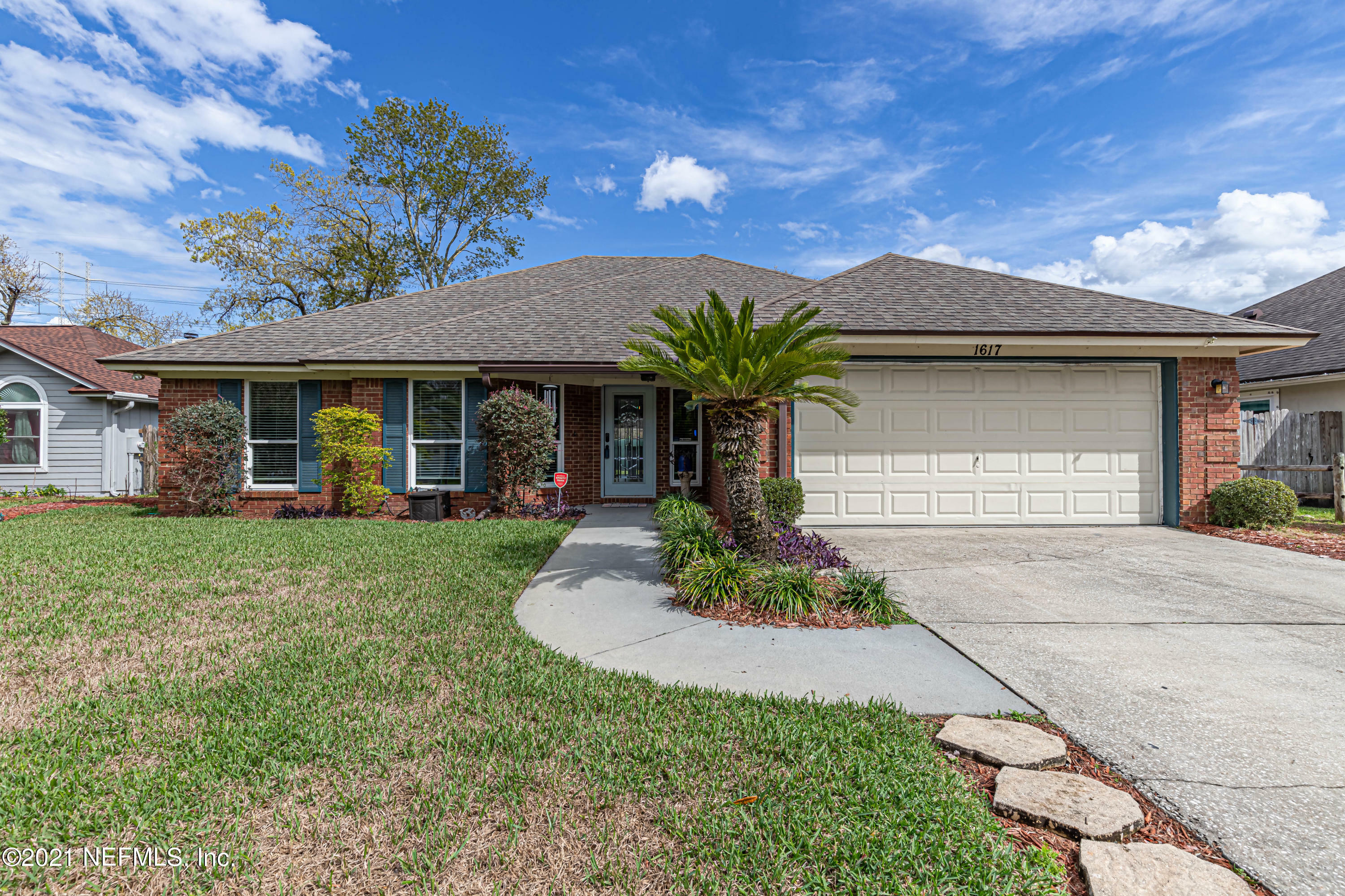 Property Photo:  1617 Crabapple Cove Court N  FL 32225 