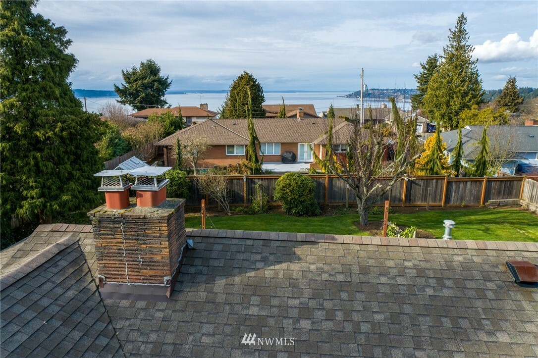 Property Photo:  16717 Marine View Drive SW  WA 98166 