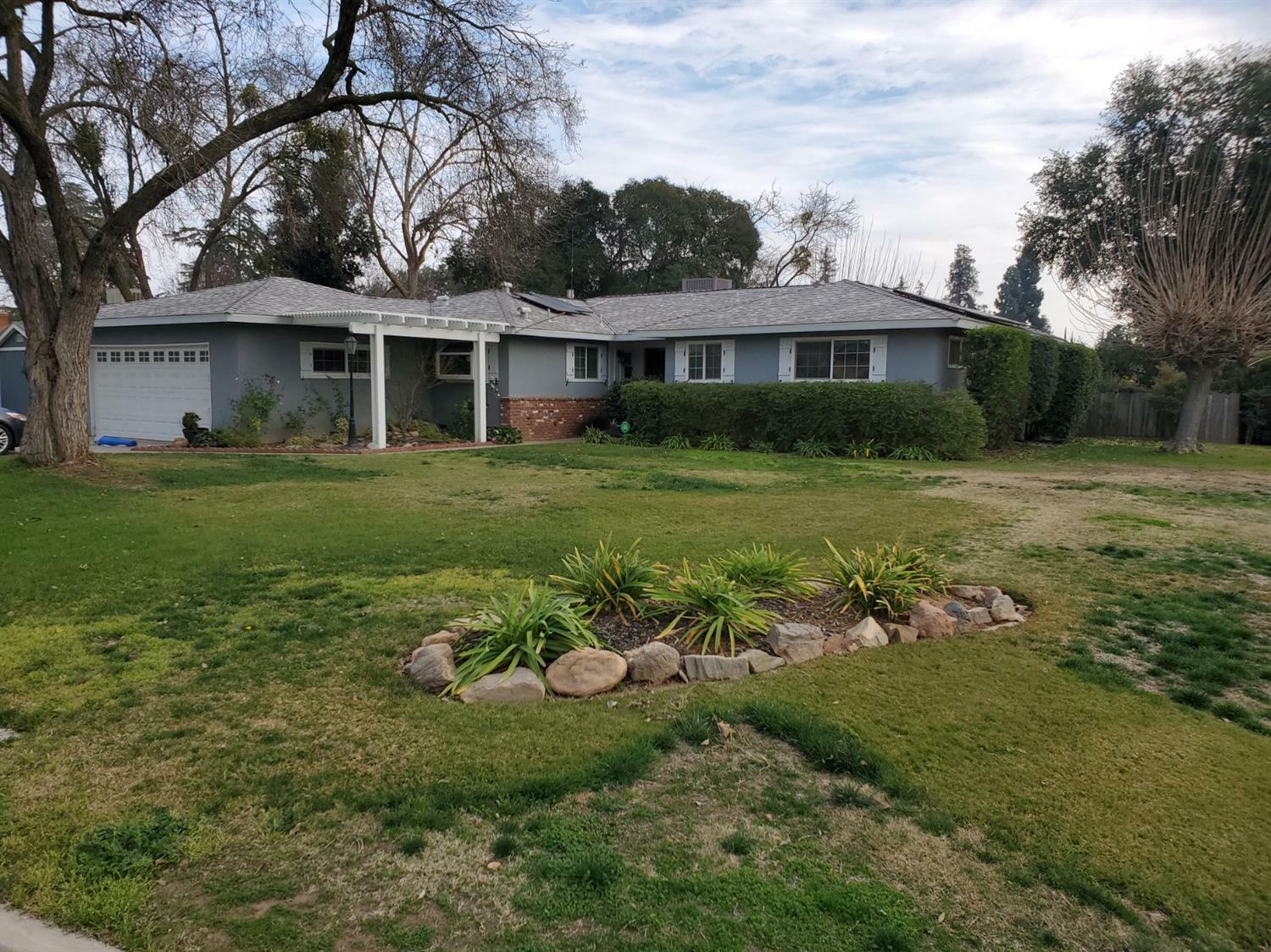 593 W Browning Avenue  Fresno CA 93704 photo