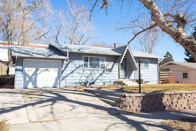 Property Photo:  2729 Green Ridge Drive  CO 80907 