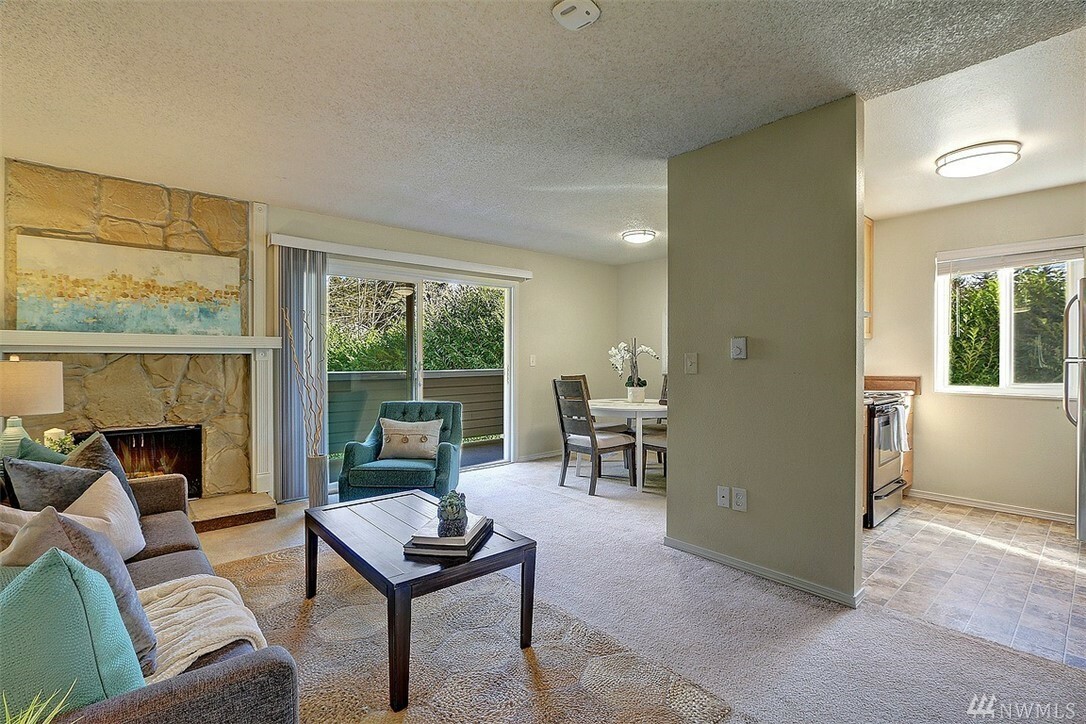 Property Photo:  12510 NE 130th Wy B201  WA 98034 