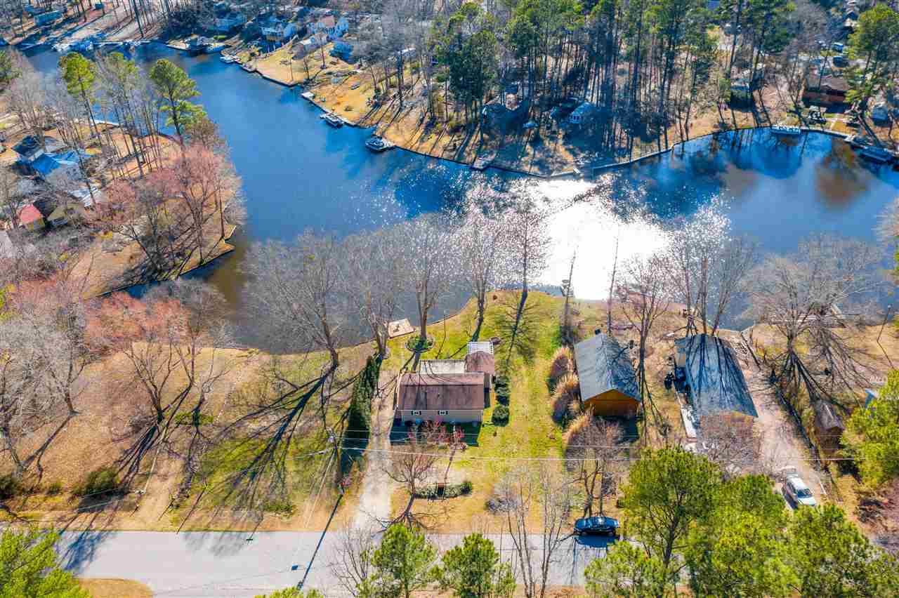 Property Photo: 1731 Sagamore Drive NC 27549