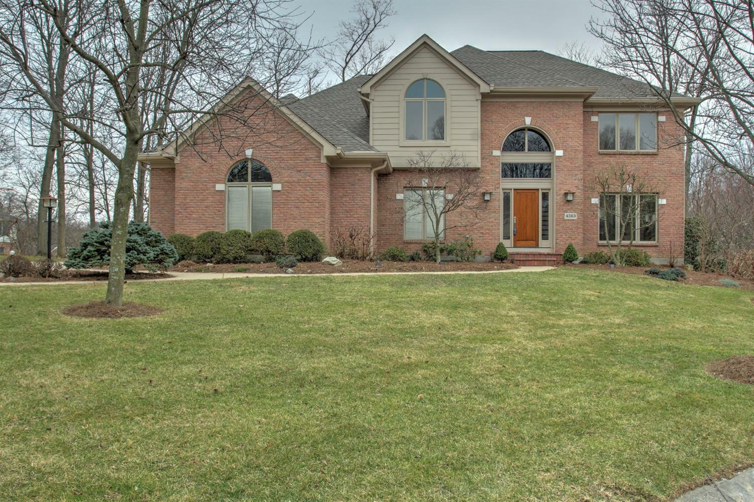 Property Photo: 4363 Woodlands Pl OH 45241