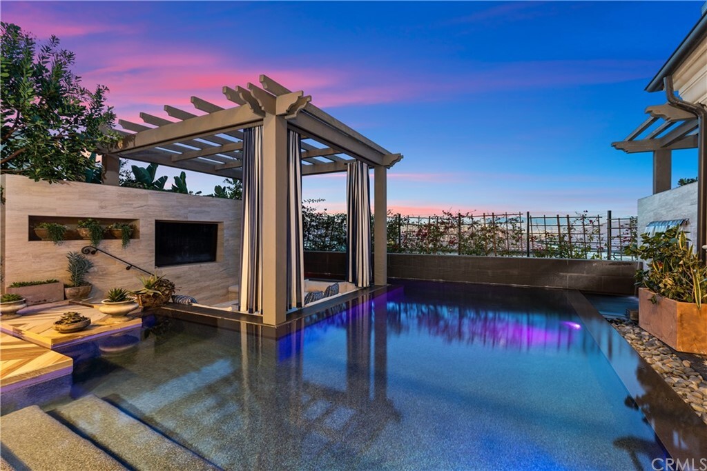 Property Photo:  125 Amber Sky  CA 92618 