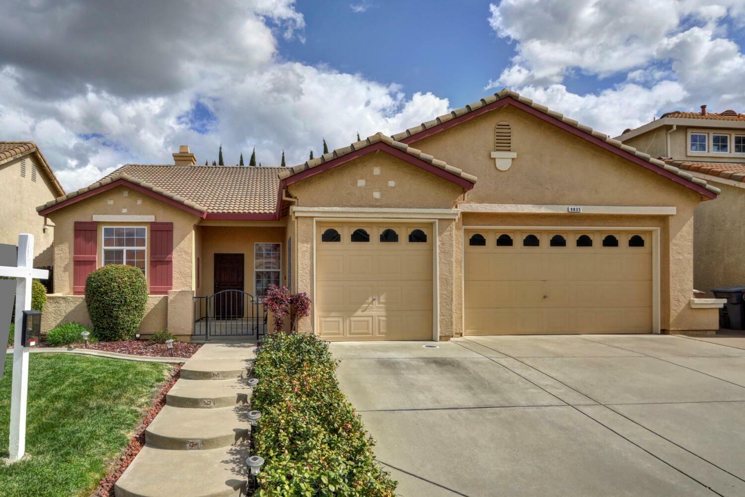 Property Photo:  9835 Brinzino Court  CA 95757 