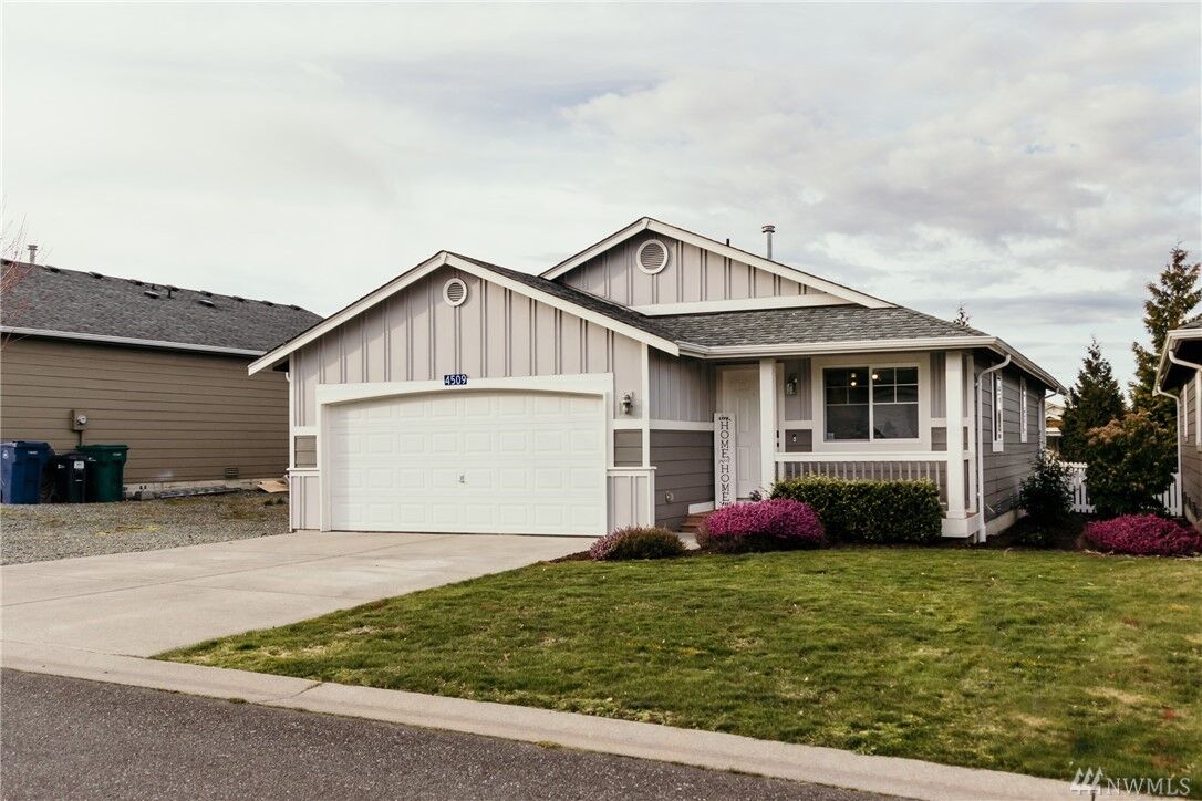 Property Photo:  4509 Skylers Aly  WA 98274 