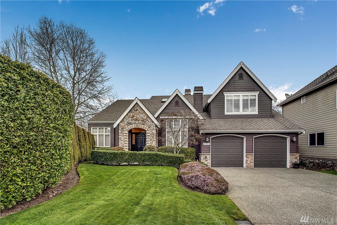 Property Photo:  20502 NE 24th Place  WA 98074 