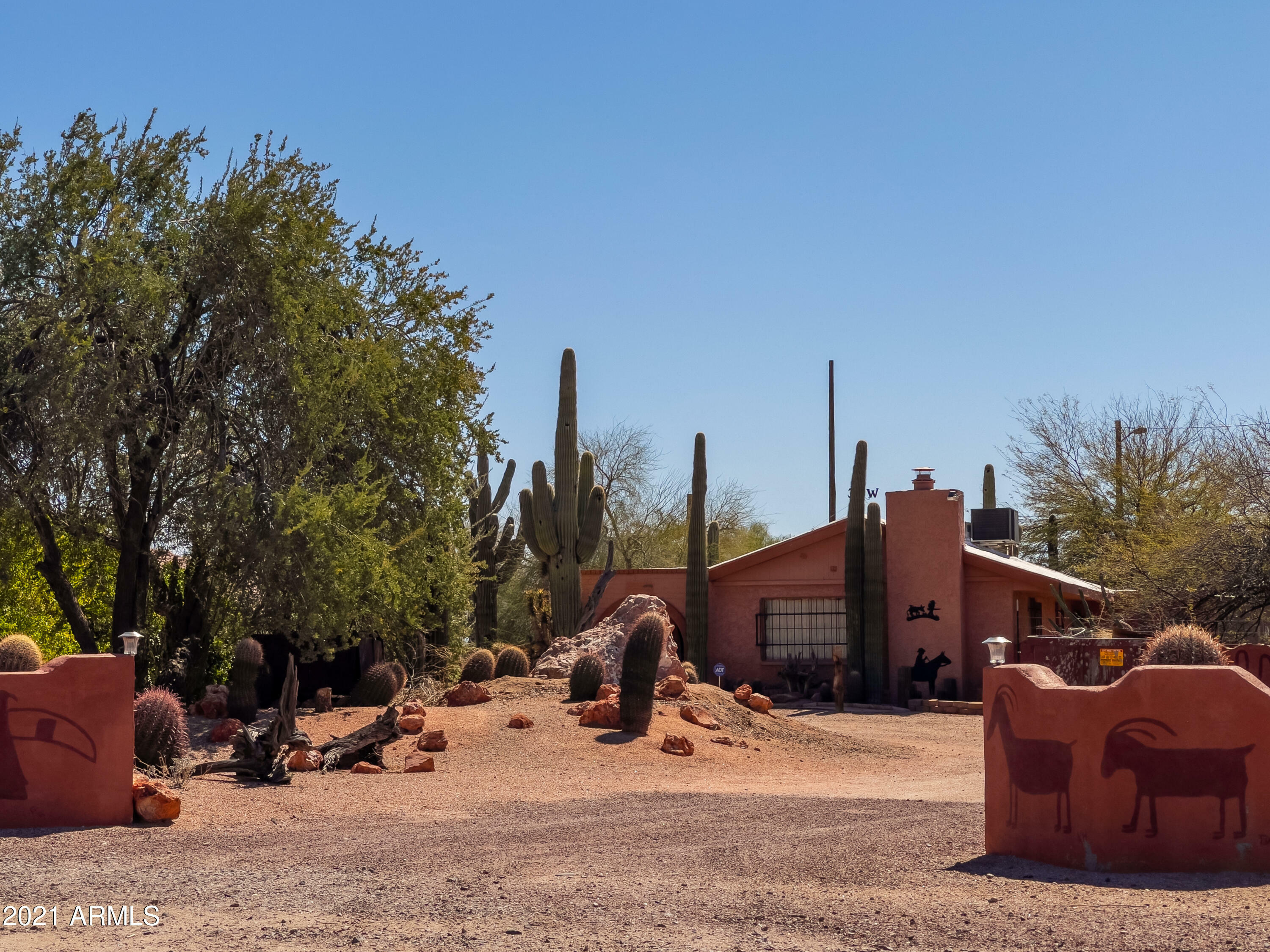 Property Photo:  9261 E Quarterline Road  AZ 85207 