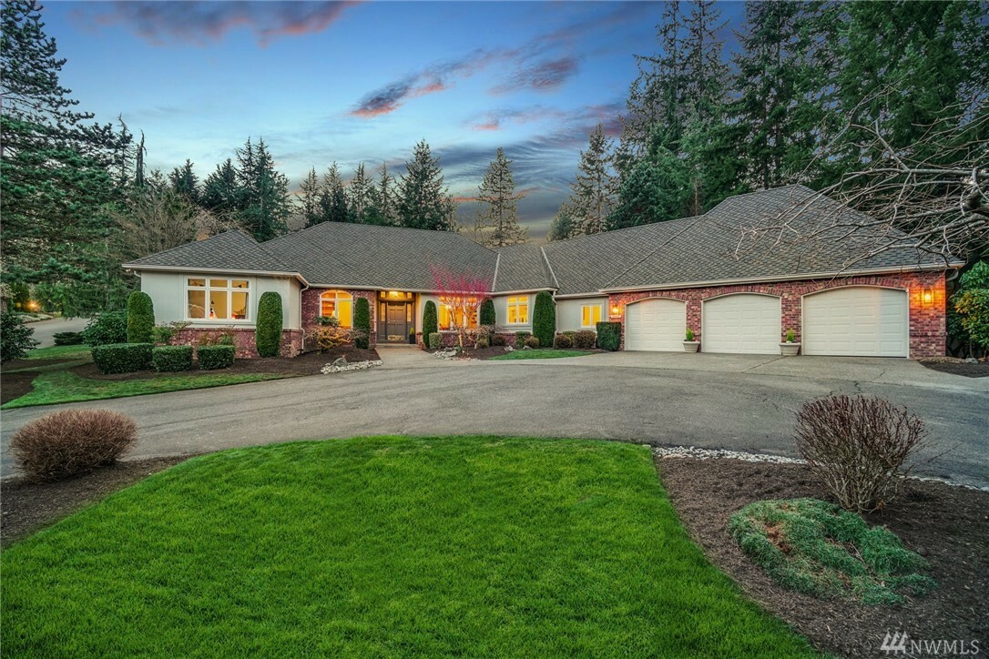 Property Photo: 3307 264th Ave SE WA 98075