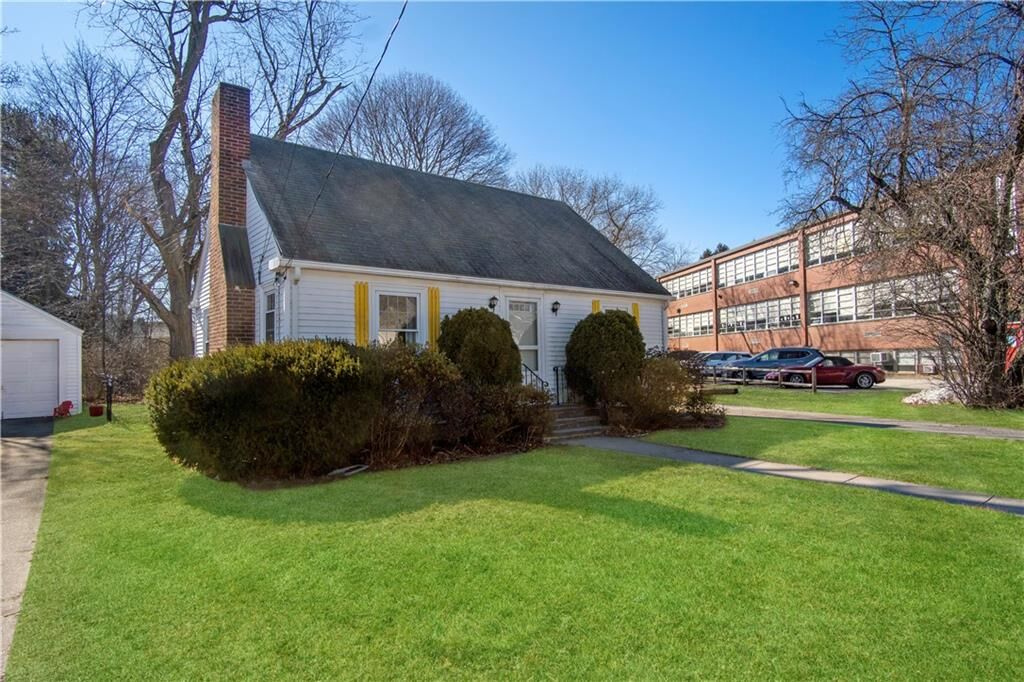 Property Photo: 116 Mayfair Rd RI 02888