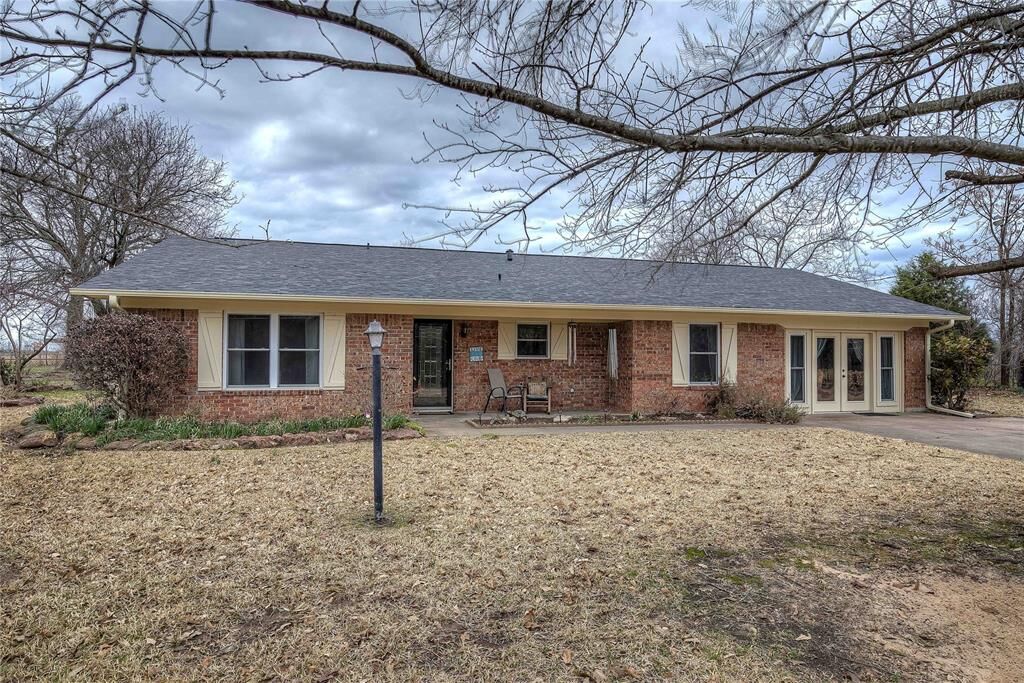 Property Photo: 1325 Rockdale Road TX 75482