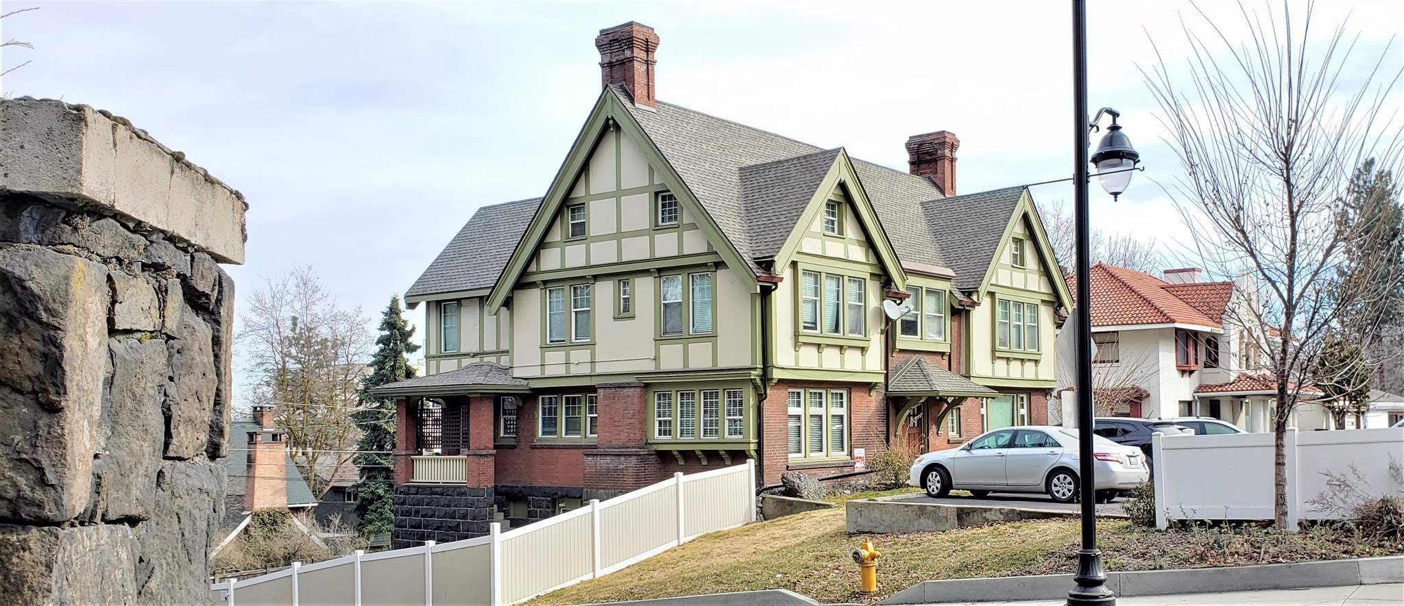 Property Photo: 928 W 7th Ave WA 99204-2969