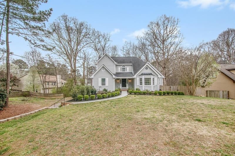 Property Photo: 1828 Kelvin Drive GA 30043