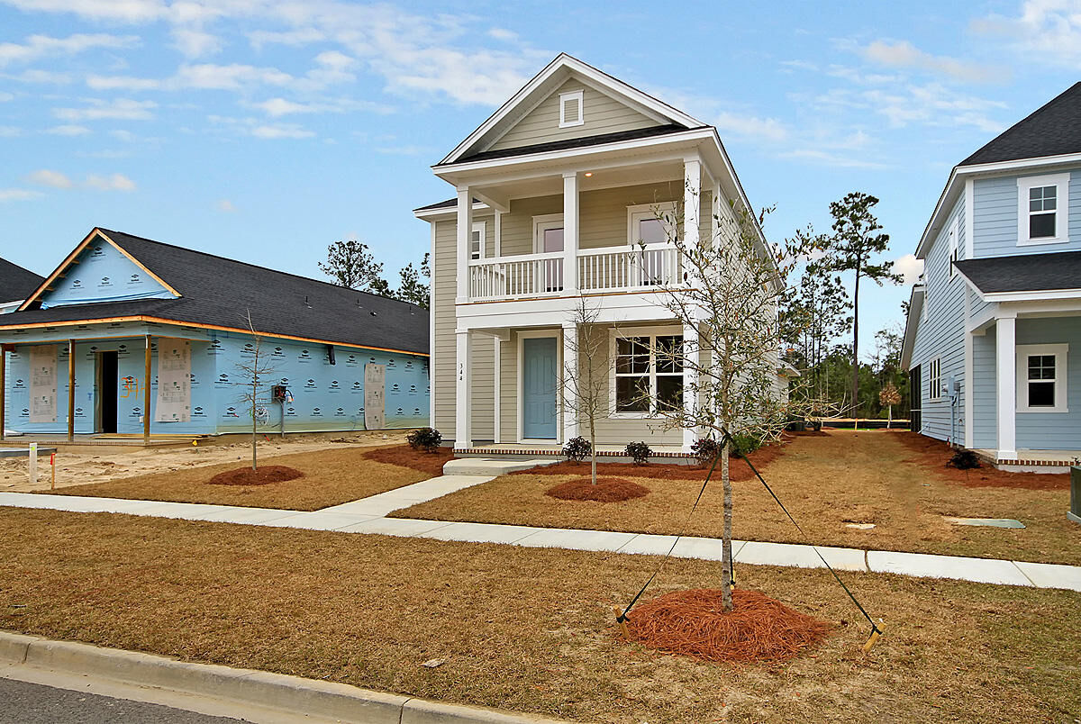 Property Photo: 113 Philips Park Street SC 29486