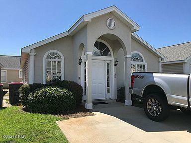 Property Photo: 135 Seagrass Way FL 32407