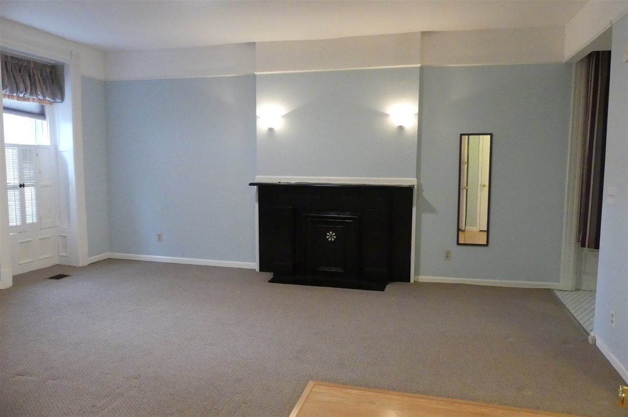 Property Photo:  238-240 9th St 1  NJ 07302 
