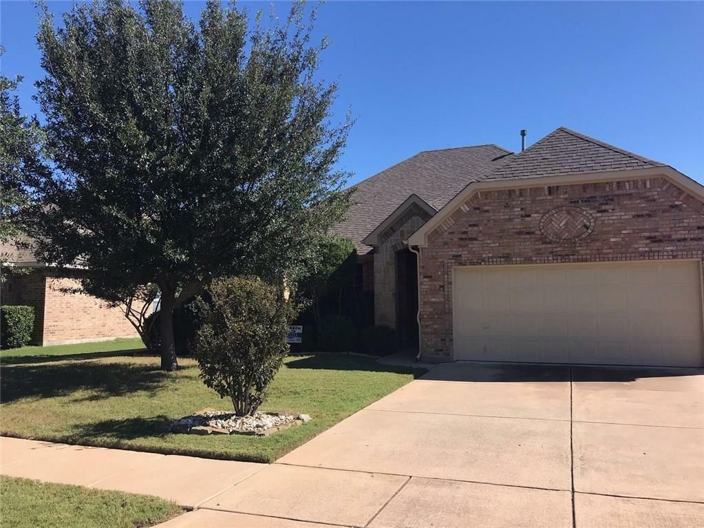 Property Photo:  936 Robbins Way  TX 76179 