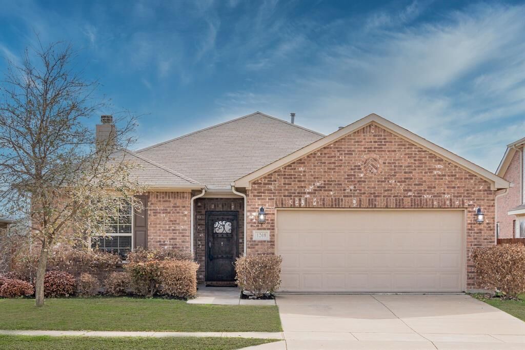 Property Photo:  1208 Songbird Drive  TX 75068 