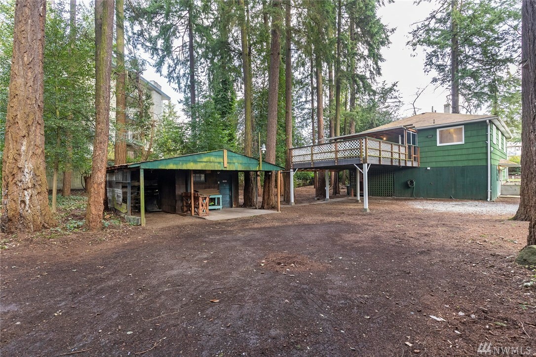 Property Photo:  15657 Ambaum Blvd SW  WA 98166 