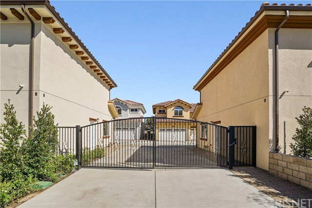 Property Photo: 9108 Wakefield Avenue CA 91402