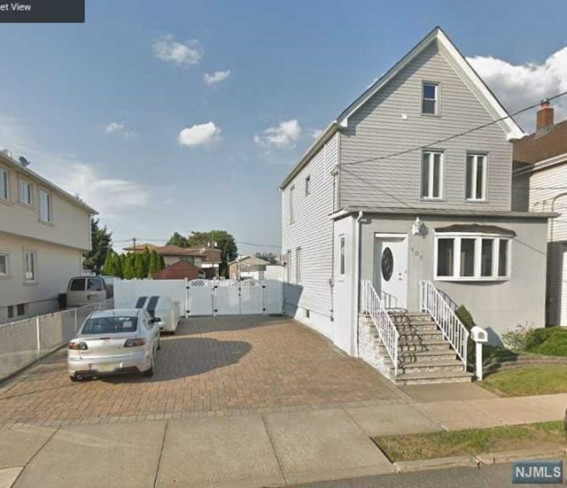 Property Photo: 101 Home Place NJ 07644