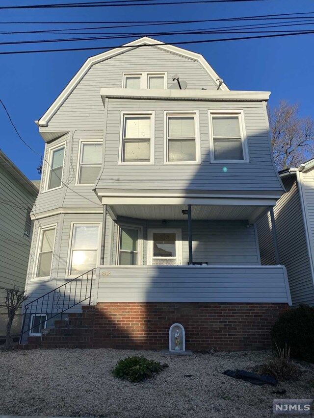 Property Photo:  32 Harding Avenue 2  NJ 07031 