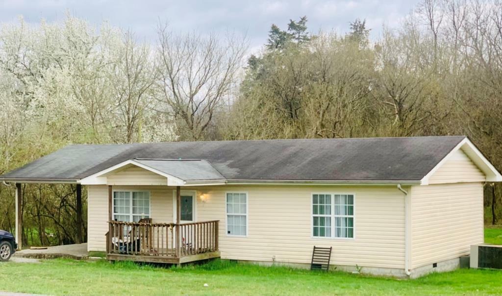 Property Photo:  1330 White Oak Road  TN 37321 