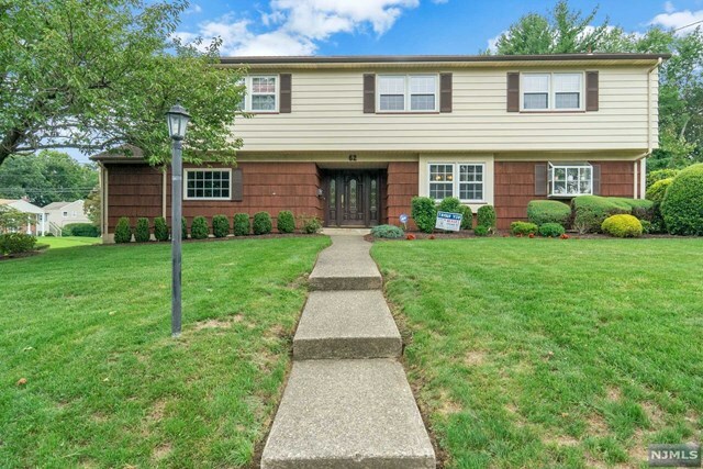 Property Photo: 62 Ashburn Road NJ 07470