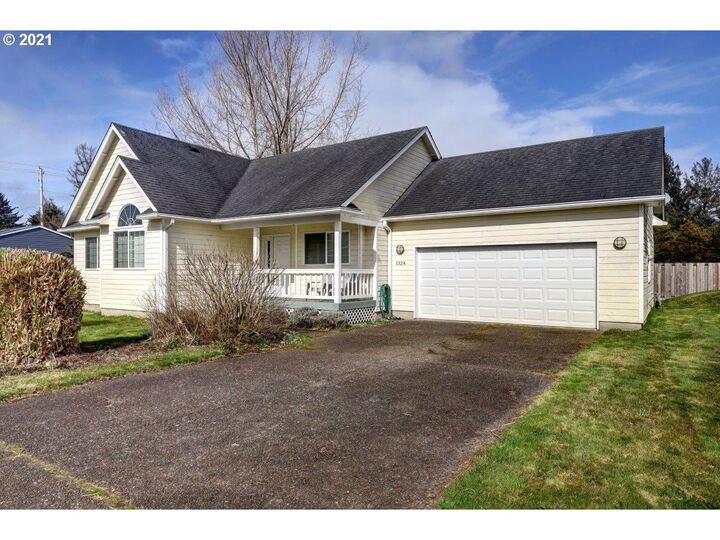 1324 Wild Rose Ln  Gearhart OR 97138 photo