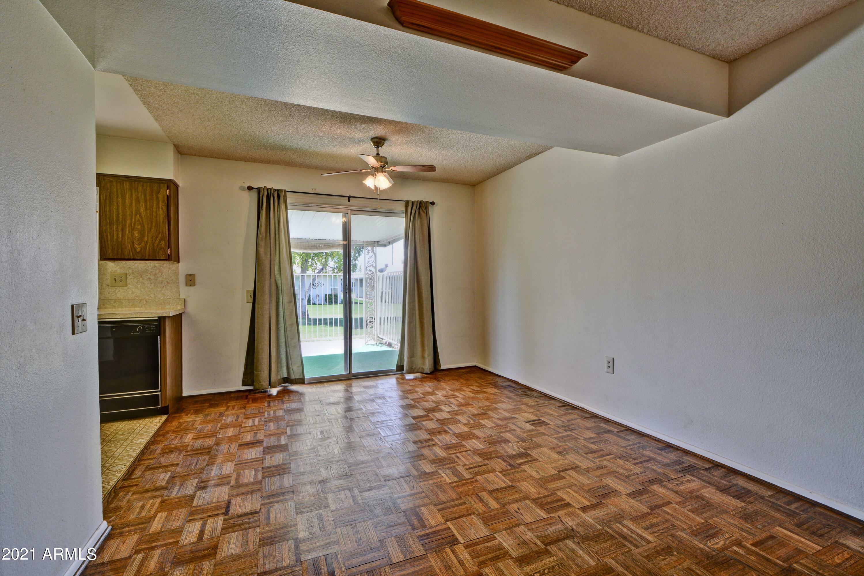 Property Photo: 9541 W Shasta Drive AZ 85351