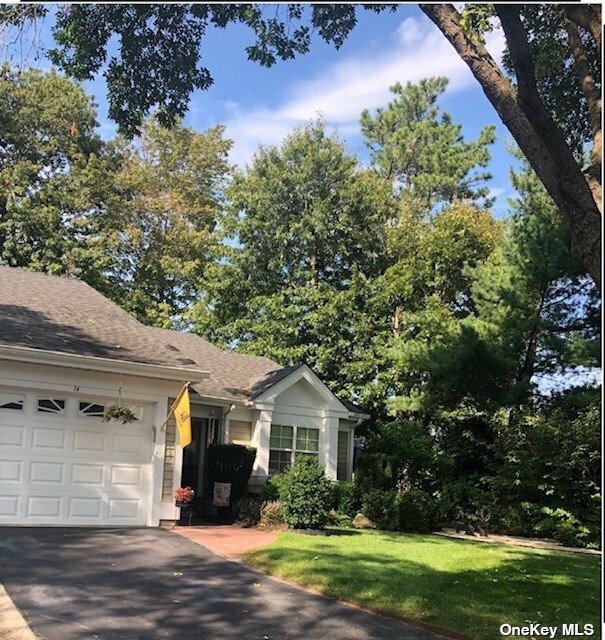 Property Photo:  14 Kismet Court  NY 11961 