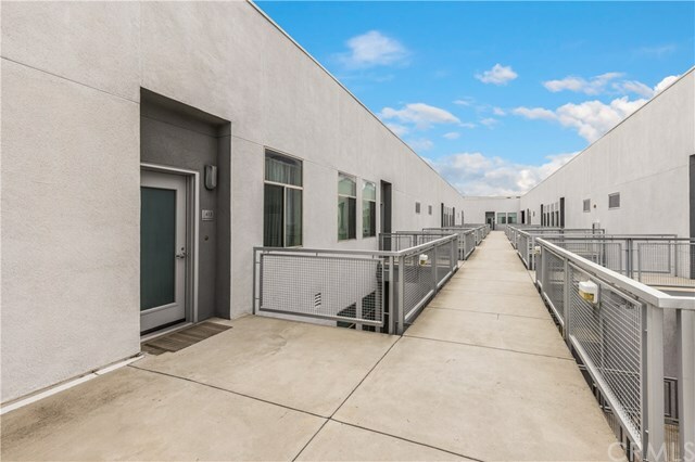 Property Photo:  435 W Center Street Promenade 413  CA 92805 