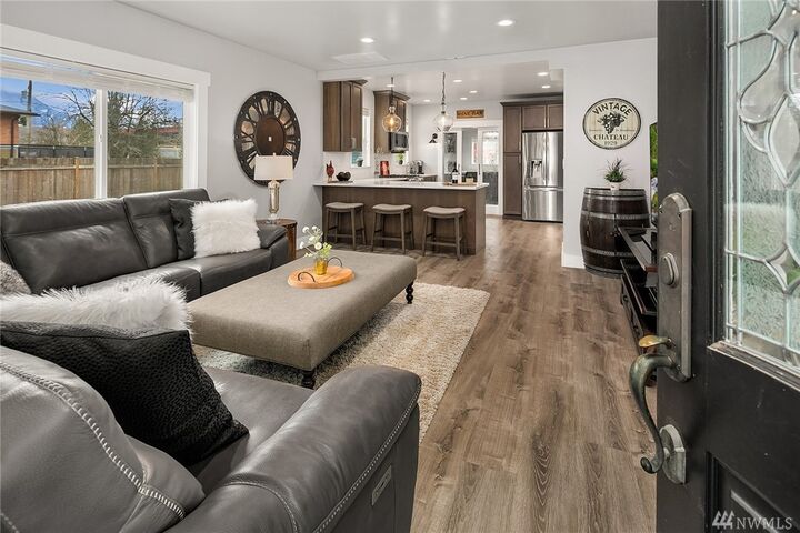 Property Photo: 39151 SE Alpha St WA 98065