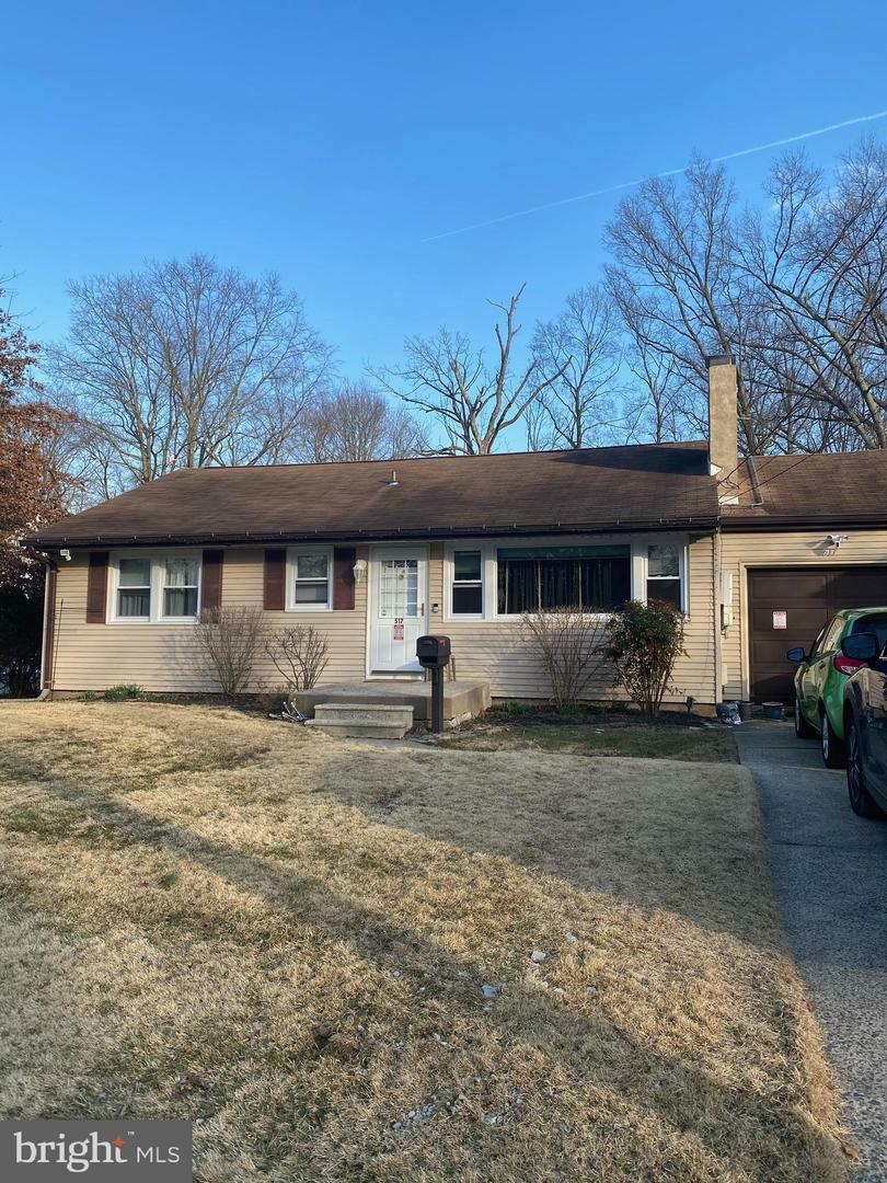 Property Photo:  517 Sutherland Road  NJ 08618 