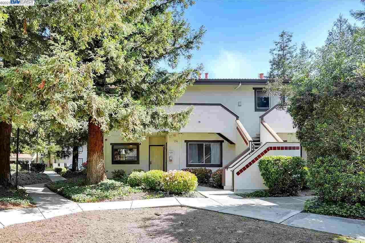 Property Photo:  1400 Bowe Ave 1104  CA 95051 