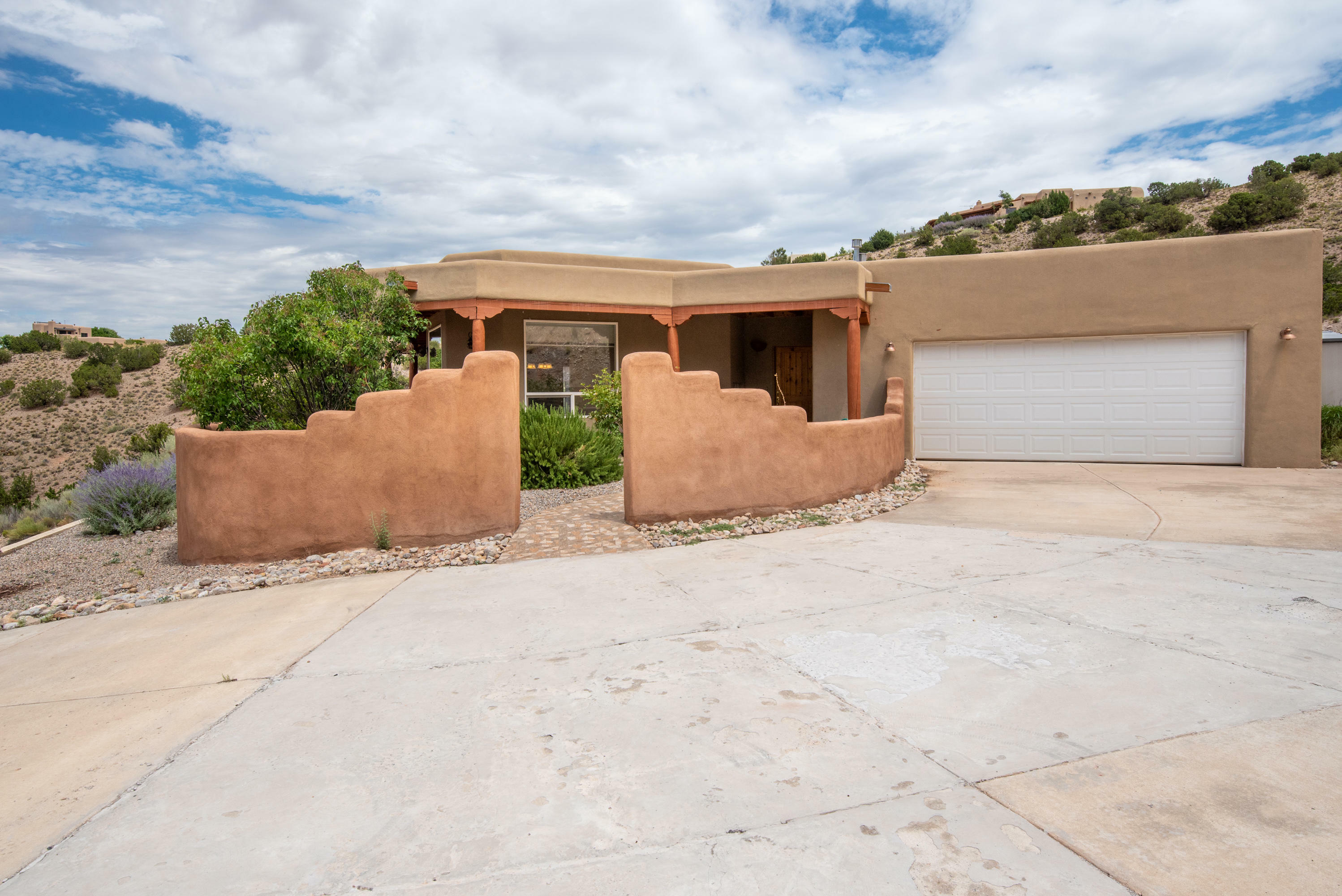 18 Canoncito Road  Placitas NM 87043 photo