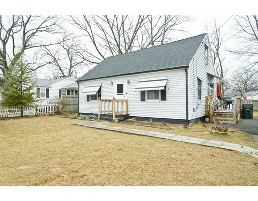 Property Photo: 51 E Canton Cir MA 01104