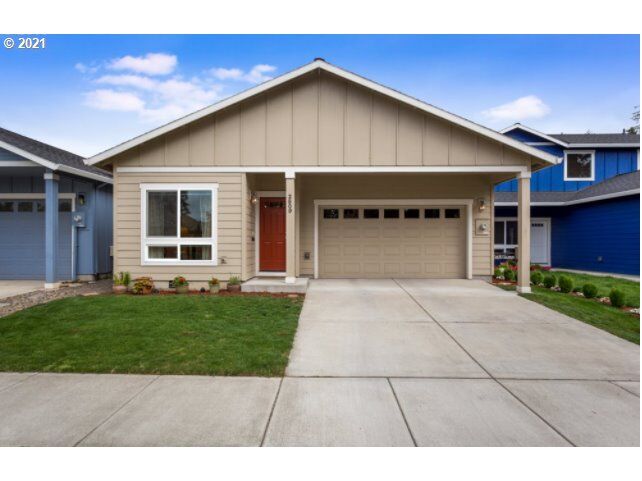 Property Photo: 2809 28th Pl OR 97116