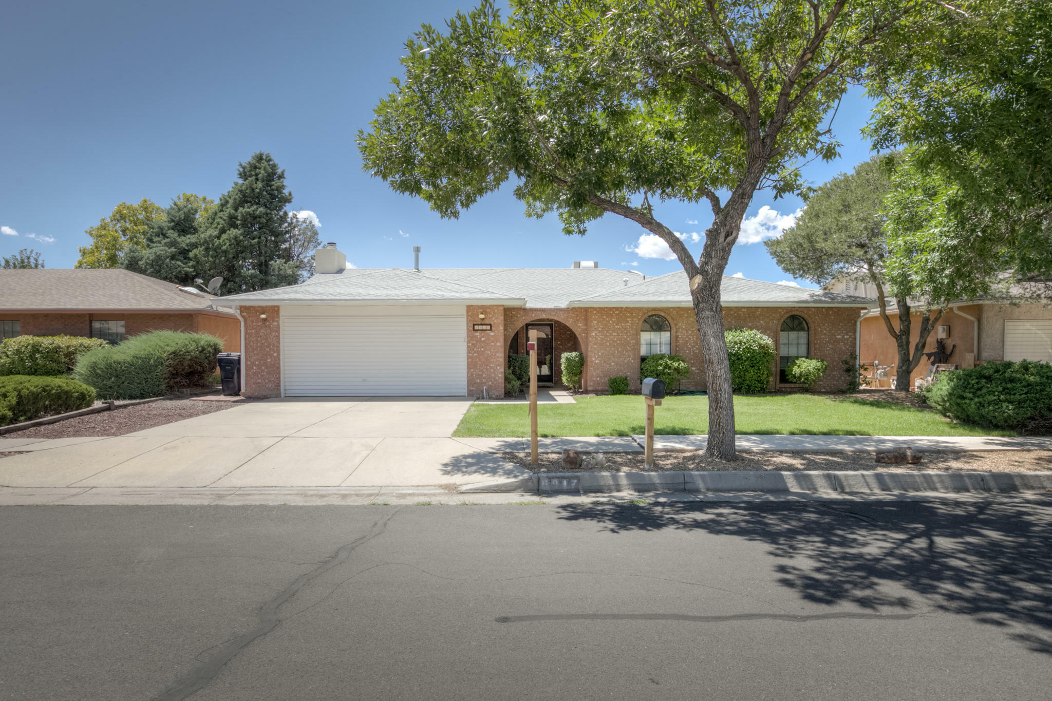 6917 Wildwood Lane NE  Albuquerque NM 87111 photo