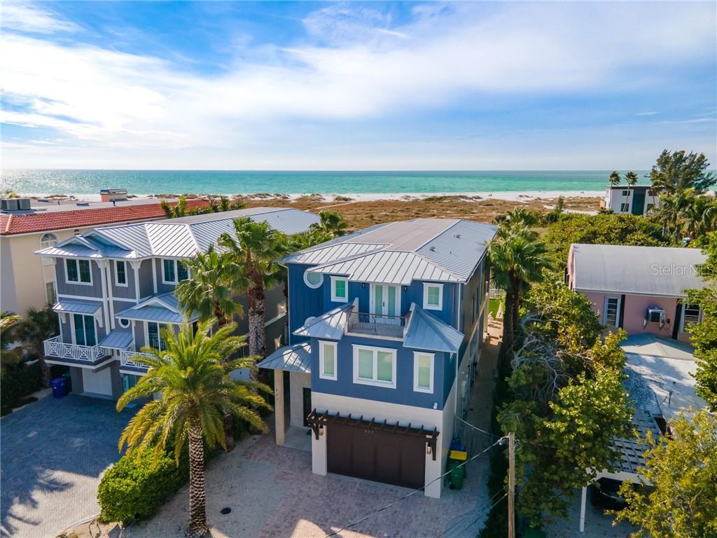 Property Photo: 807 N Shore Drive FL 34216