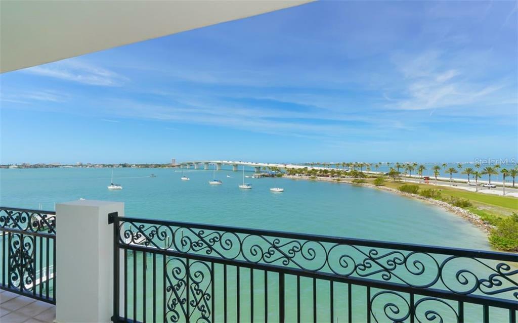 Property Photo:  166 Golden Gate Point 52  FL 34236 