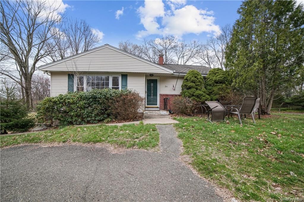 Property Photo: 24 Hearthston Lane NY 10952