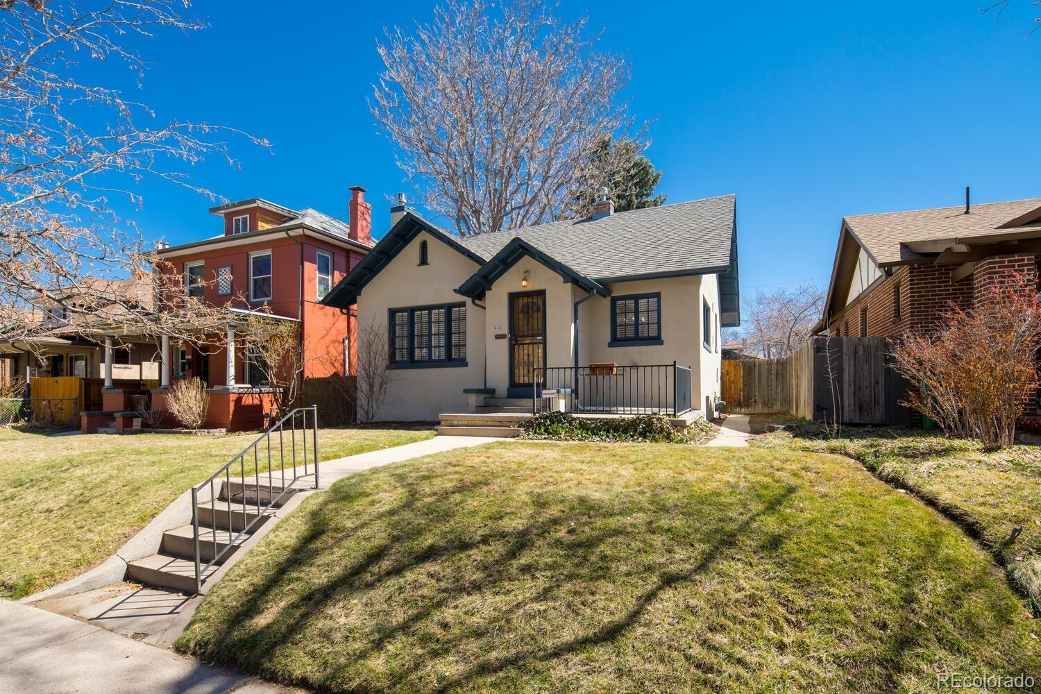 Property Photo: 1050 Steele Street CO 80206