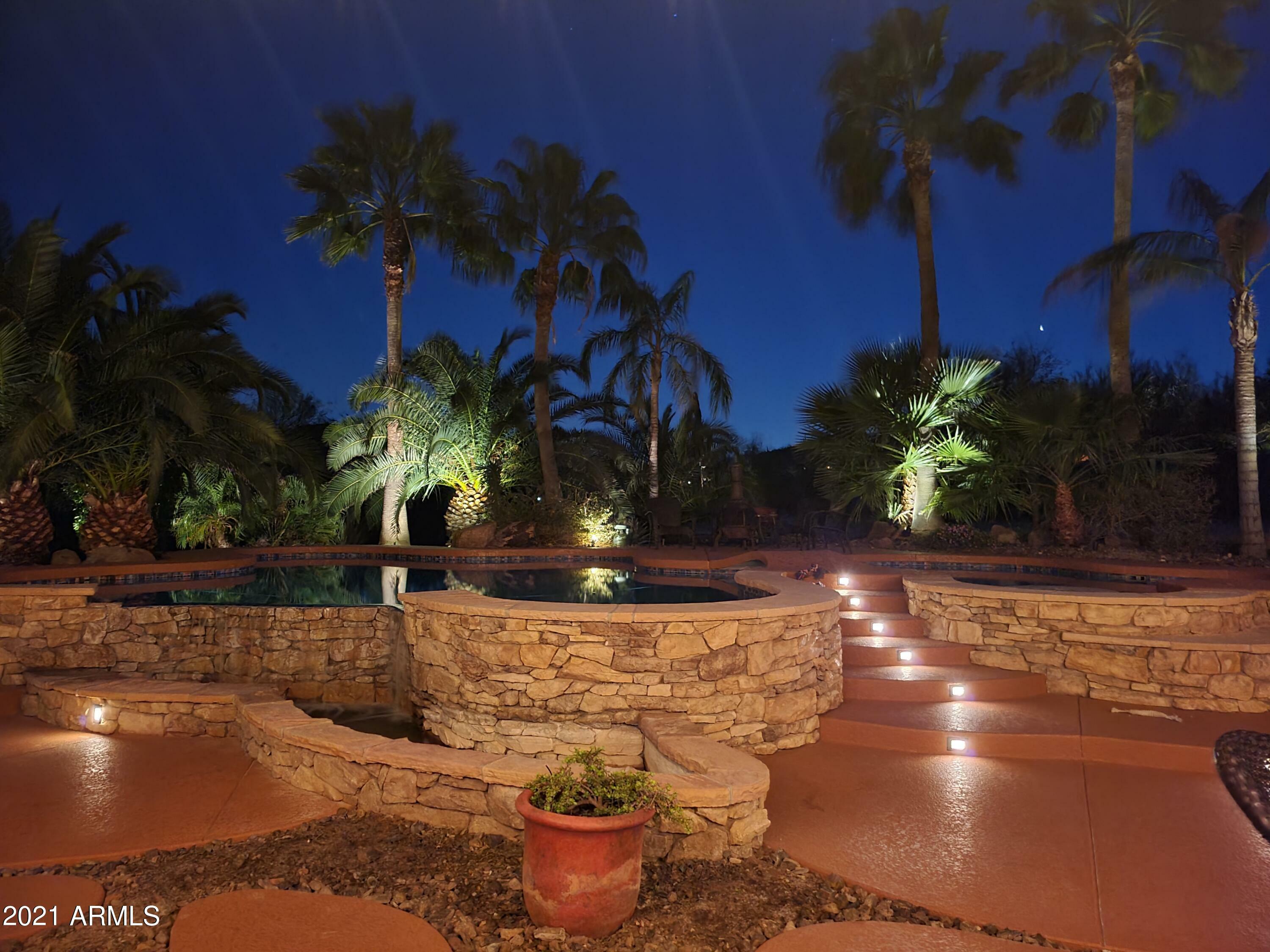 Property Photo: 34226 N 5th Avenue AZ 85085