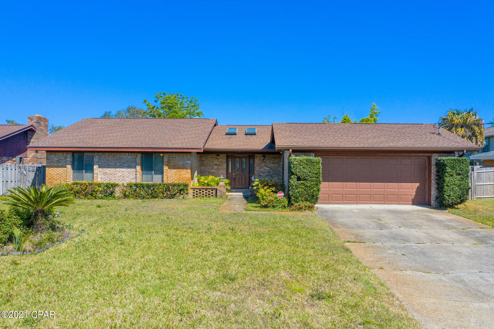 Property Photo: 2950 Woodcrest Drive FL 32405