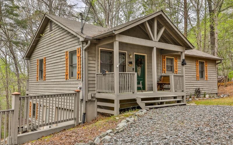 Property Photo:  2197 Newport Drive  GA 30540 