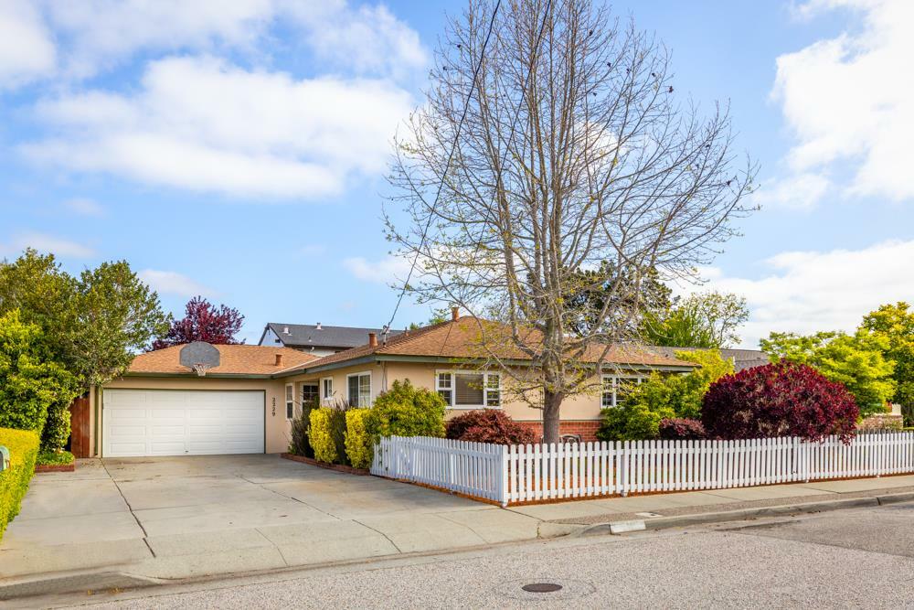 Property Photo:  2229 Muriel Drive  CA 95062 